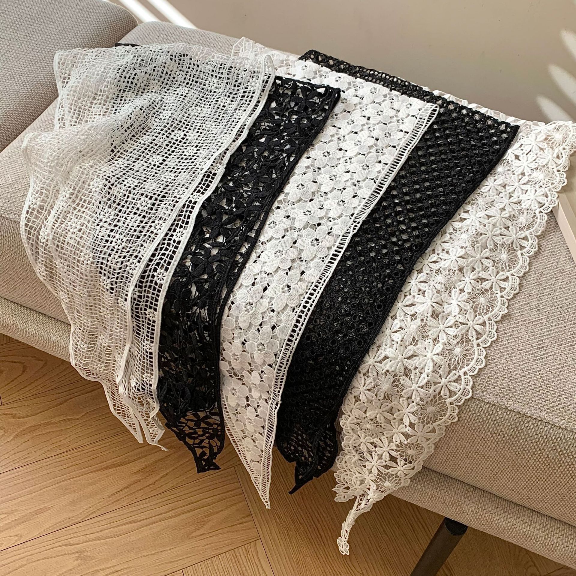 New Korean Lace Triangle Scarf - Photography Triangle 评论和价格