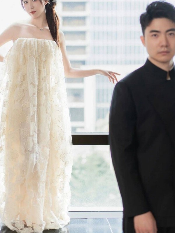 Retro Lace Hollow out Bustier  - Photography Online 评论和价格