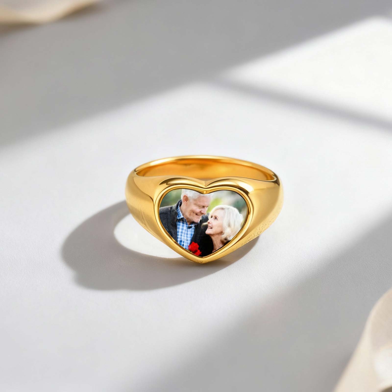 Custom Photo Signet Ring for W - Photographic Memory 评论和价格